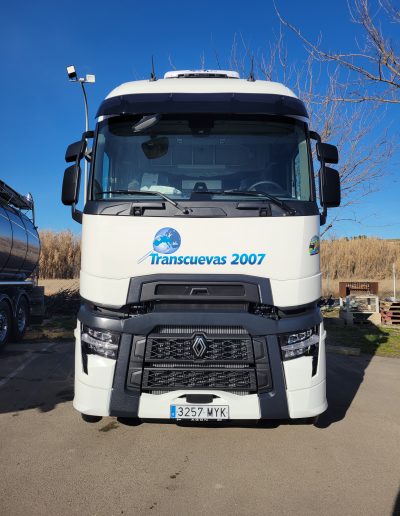 Transcuevas2007-flotte-convoyage-de-semi-remorques-3257MYK